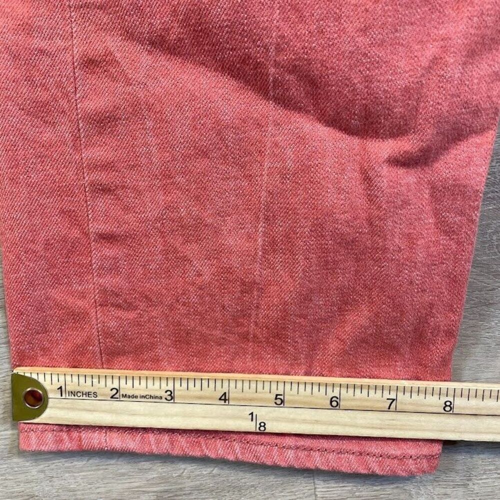Levis 501 White Oak Cone Denim Jeans

These fit like size 30 waist 32 inseam - Picture 8 of 10